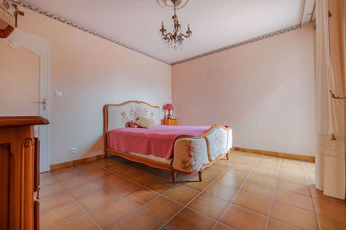 Maison à VILLENEUVE-TOLOSANE