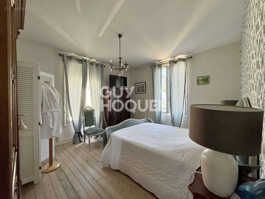 Maison avec tres beau jardin terrasse et dependance- trouville sur mer - photo 9