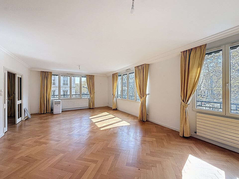 Appartement à LYON-6E