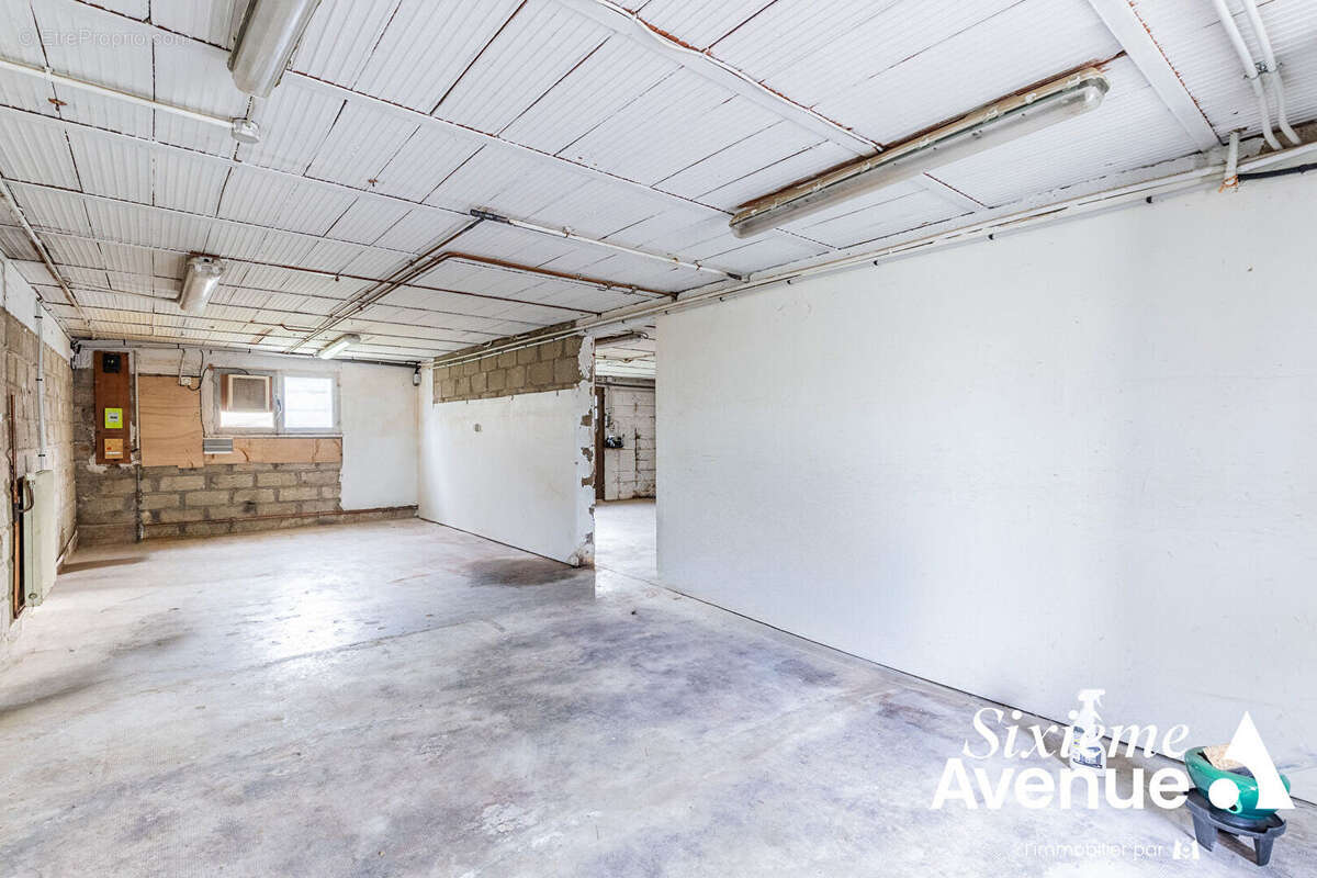 Maison à CHILLY-MAZARIN