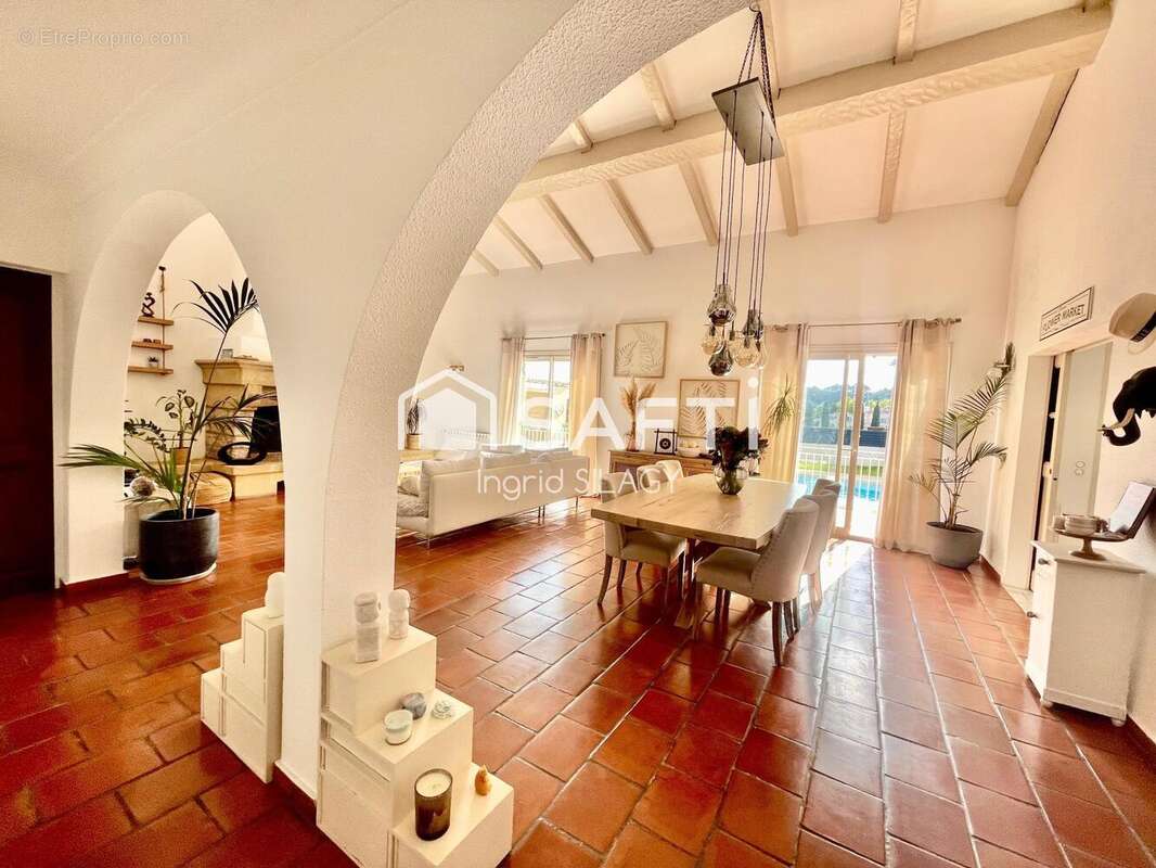 Photo 8 - Maison à TRANS-EN-PROVENCE