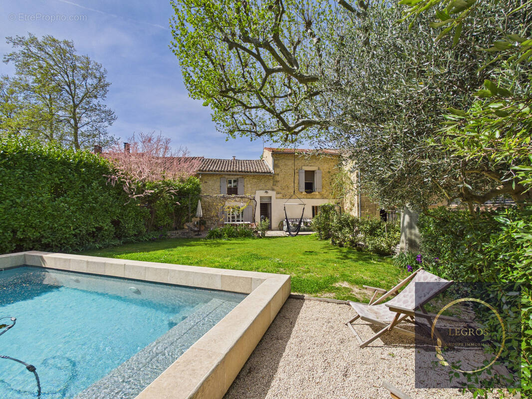 Maison à NOVES