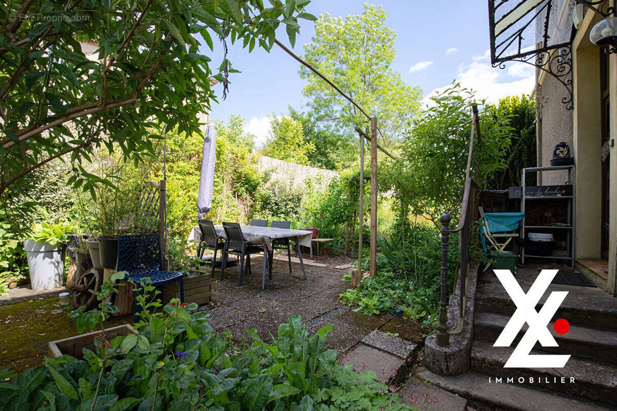 Maison à BOUXIERES-AUX-DAMES