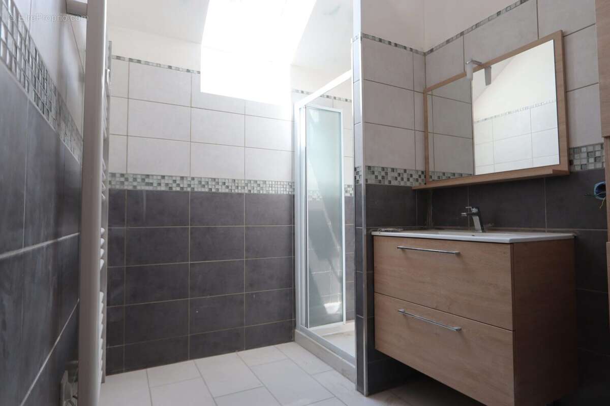 Maison à BAZOCHES-LES-GALLERANDES