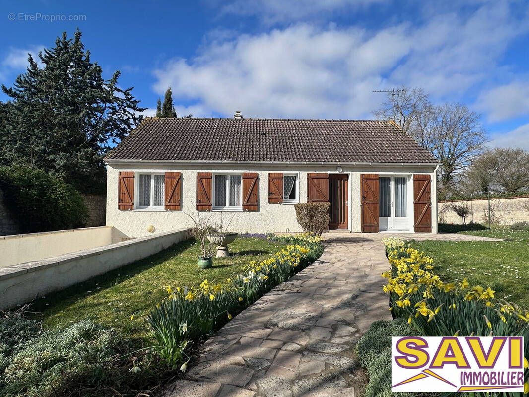 Maison à SCEAUX-DU-GATINAIS