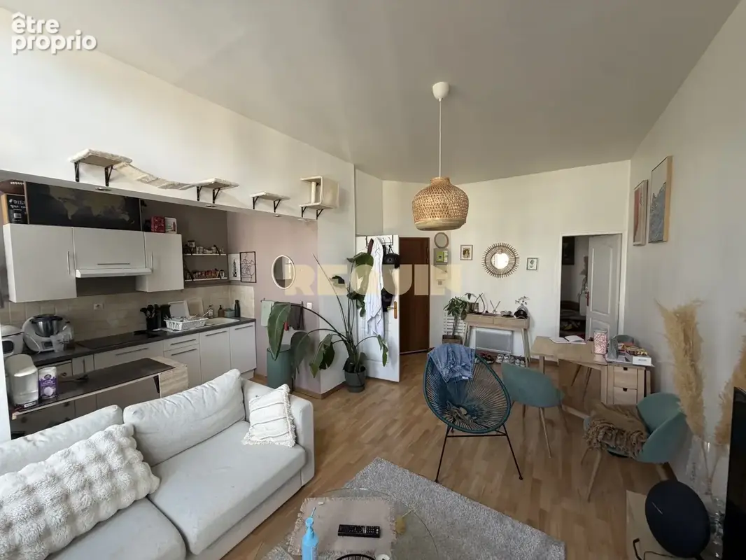 Appartement 38 m² à Lille  - photo 2