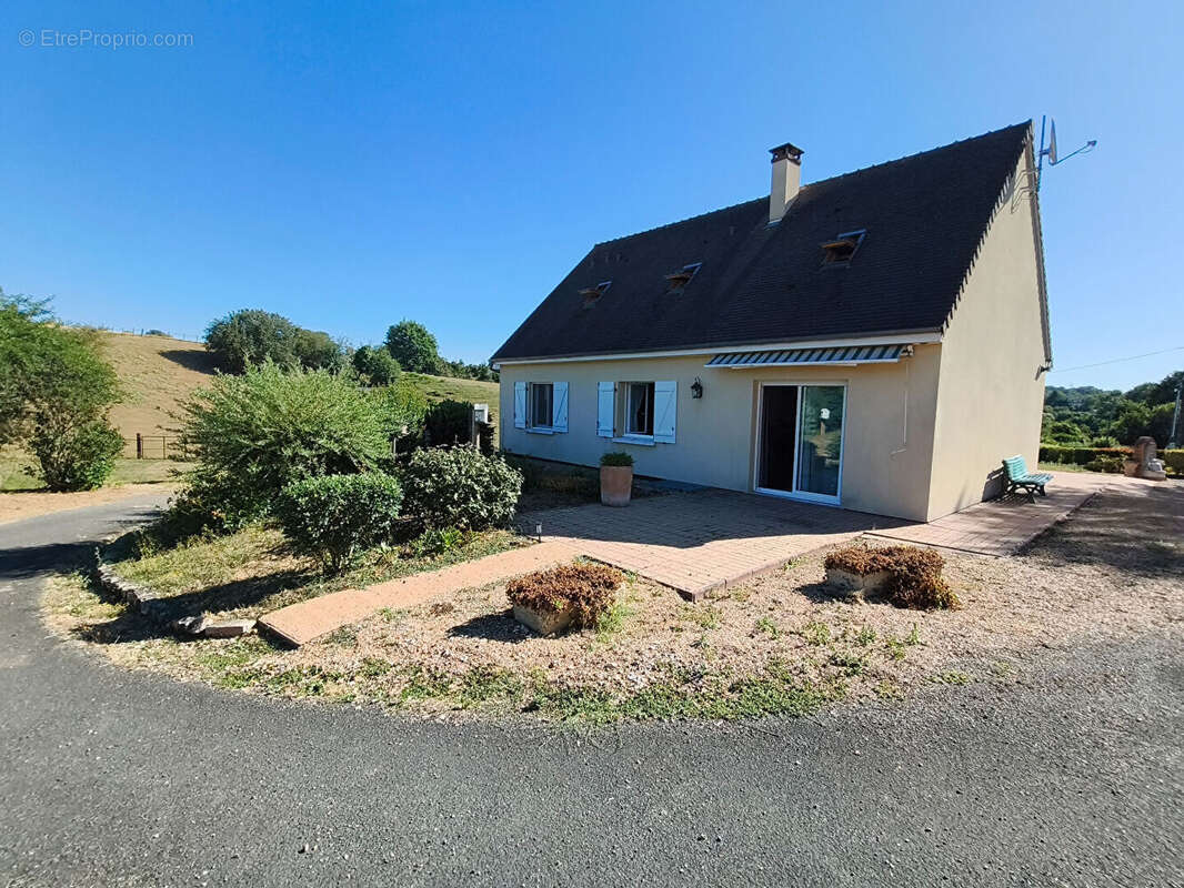 Maison Sarge Sur Braye 6 pièce(s) 123.08 m2 - photo 2