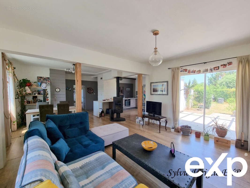 Maison à PRIGONRIEUX