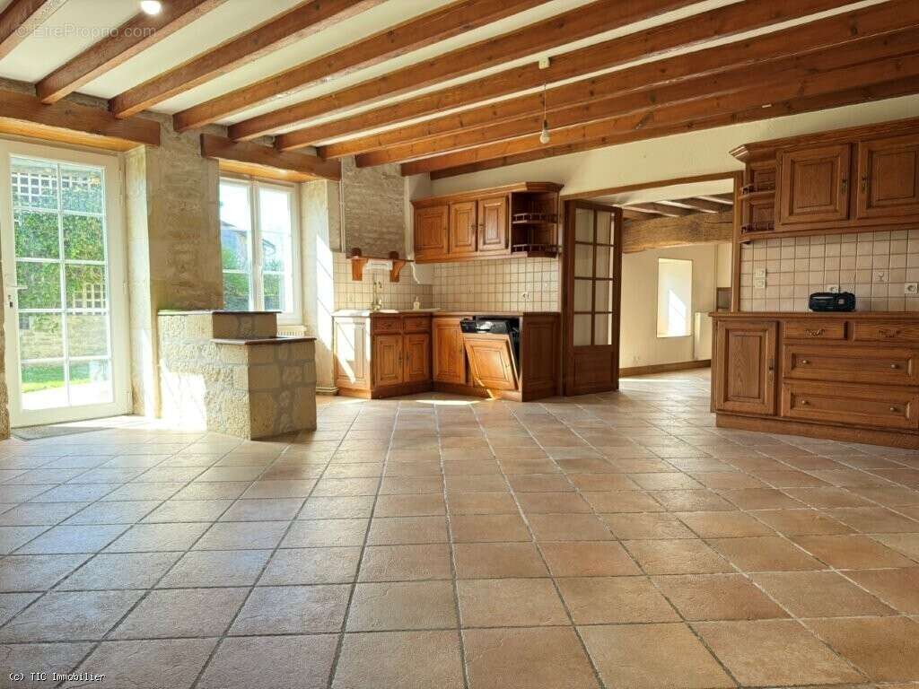 Maison à VILLEFAGNAN
