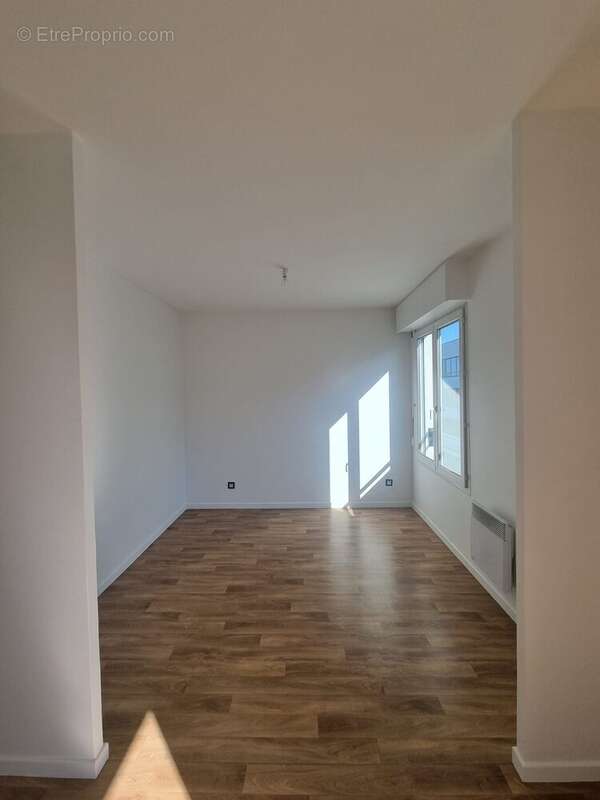 Appartement 32 m² à Le Bourget  - photo 5
