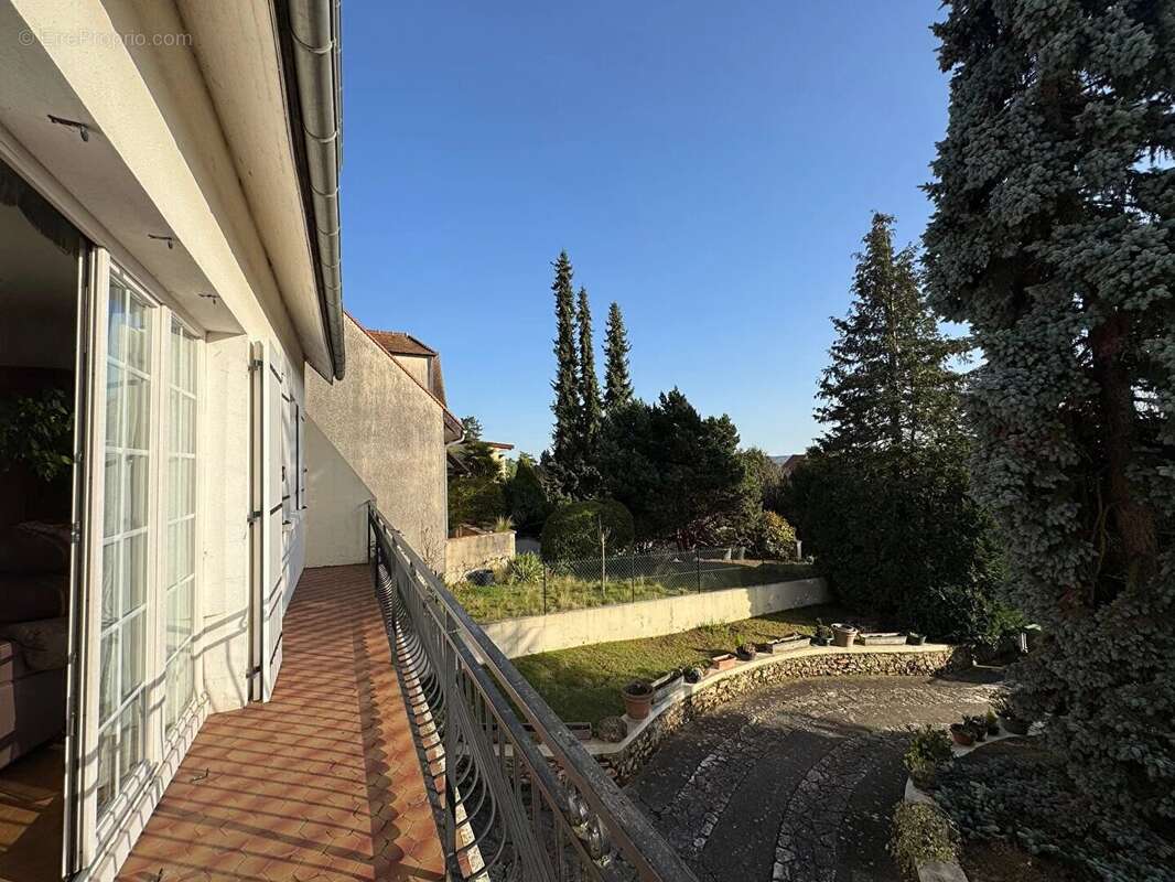 Maison à FEUCHEROLLES