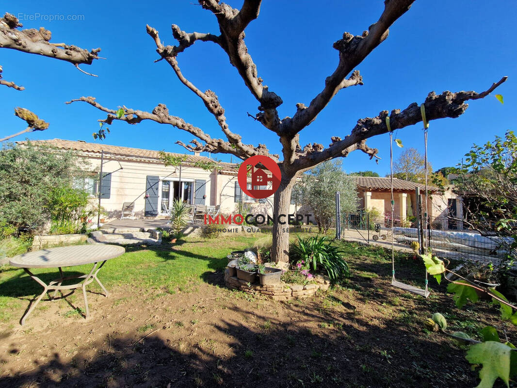 Maison à BAGNOLS-SUR-CEZE