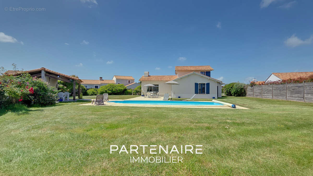 Maison à L'AIGUILLON-SUR-VIE