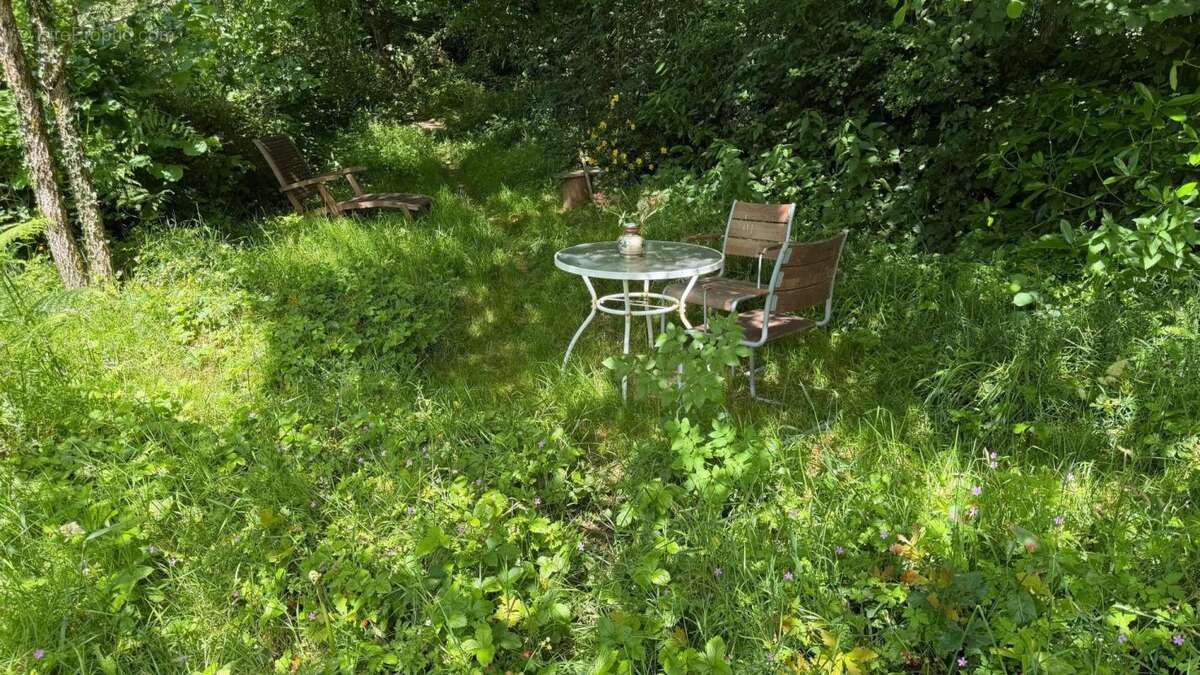 Longère avec dépendances  au calme dans la campagne - photo 16