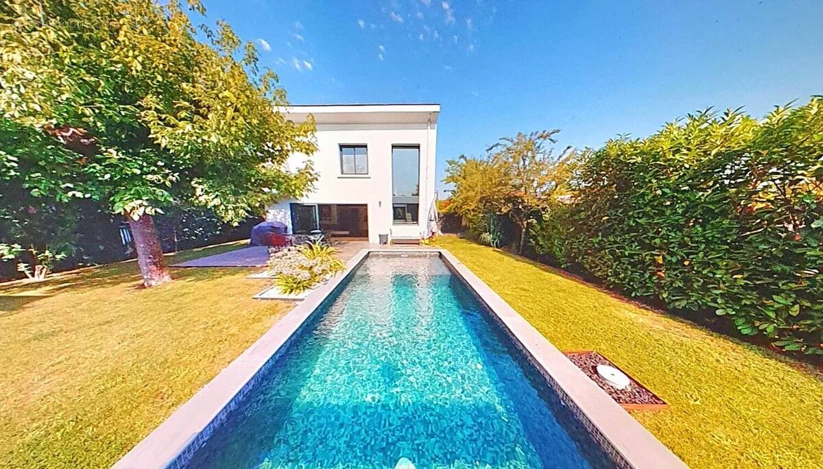 Maison à BORDEAUX
