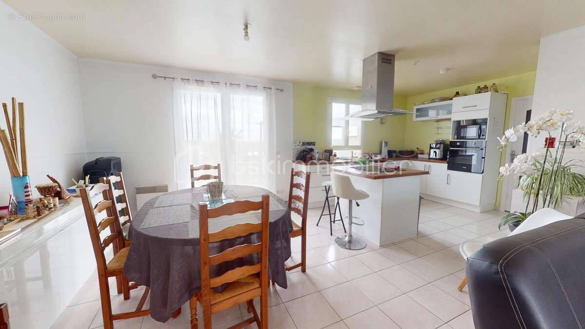 Maison de plain pied - 118m² - Laas - photo 6