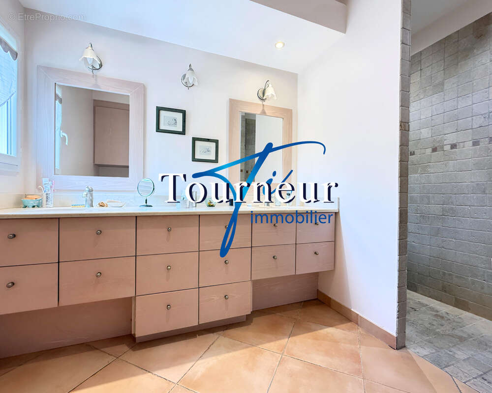 Maison à SANARY-SUR-MER