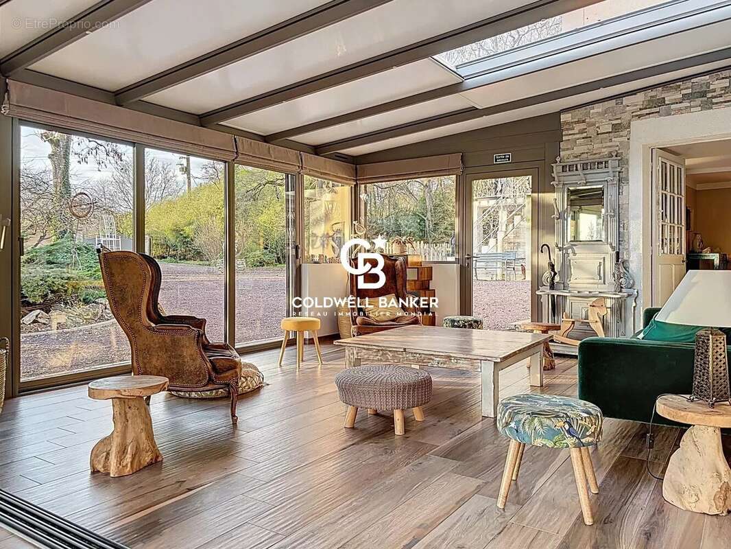 Maison à ORLY-SUR-MORIN