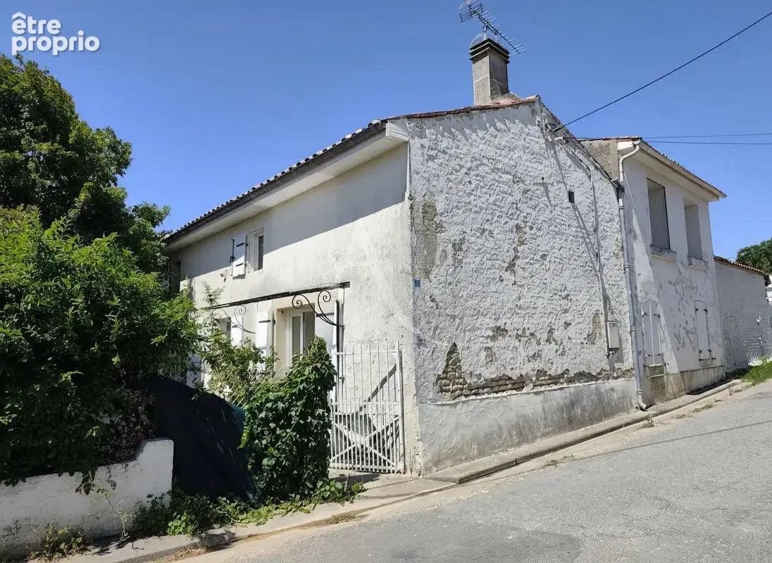 Maison à NERE