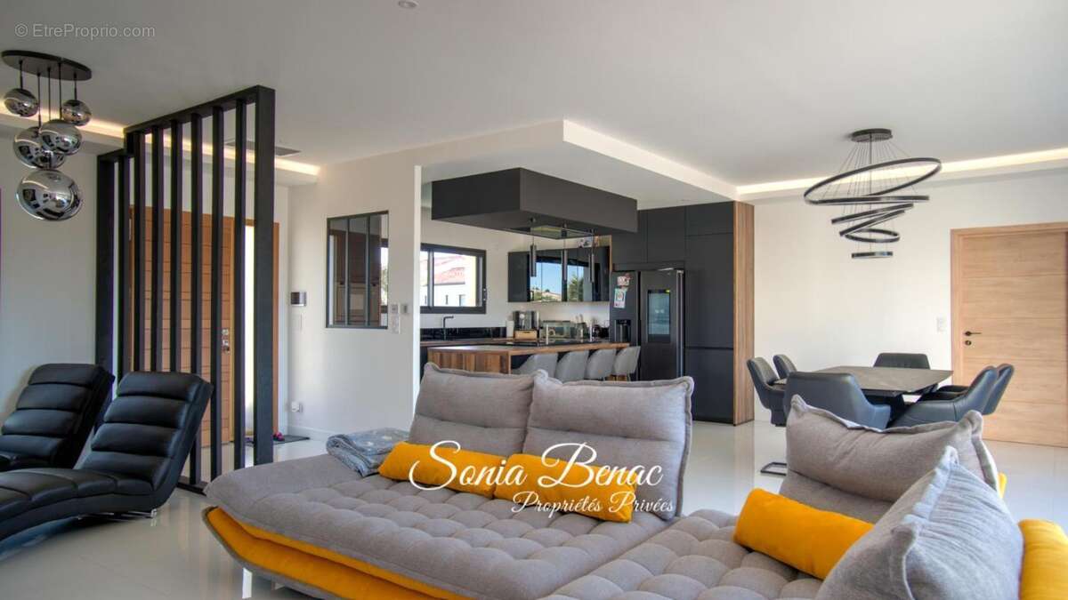Villa comtemporaine de plain pied - t5 - piscine  - pool house  - double garage - carbonne - photo 9
