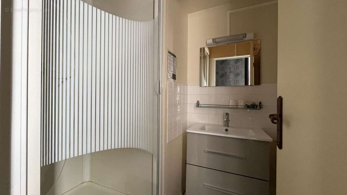Affaire hôtelerie-restauration en centre bourg - photo 10