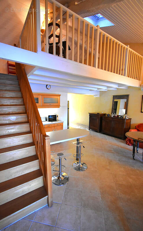 Propriété avec vue exceptionnelle, deux gites et piscine. - photo 16