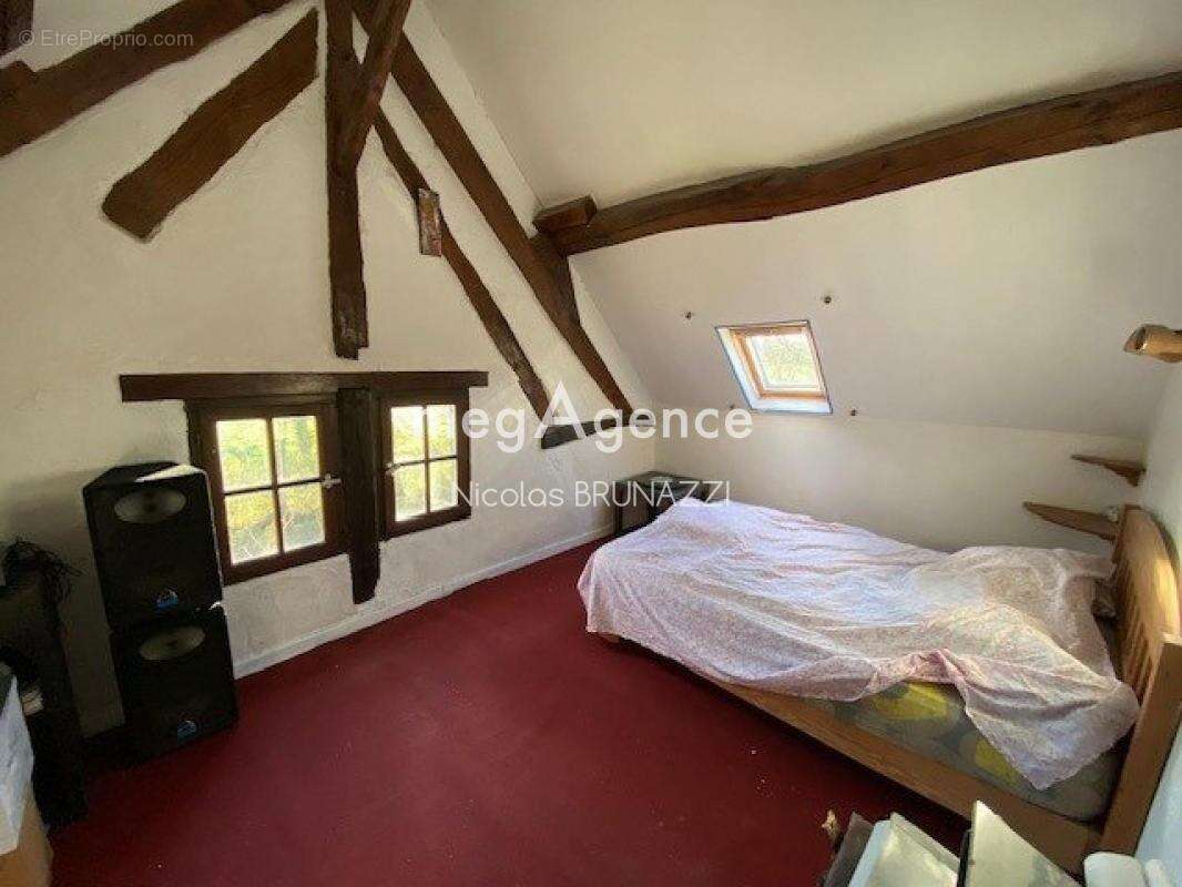 Maison à LES CHAMPEAUX