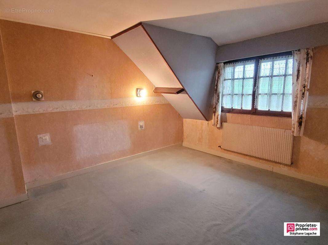 Maison à CALONNE-RICOUART