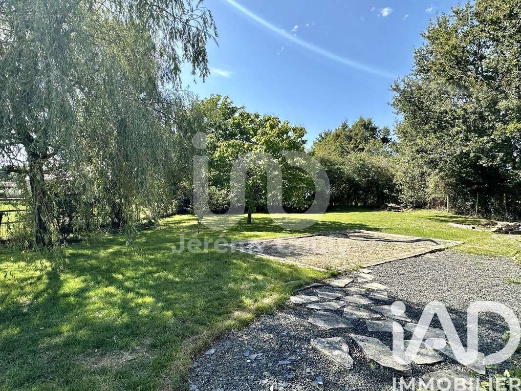 Photo 3 - Maison à CORDEMAIS