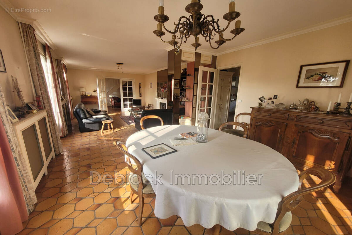 Maison à COUDEKERQUE