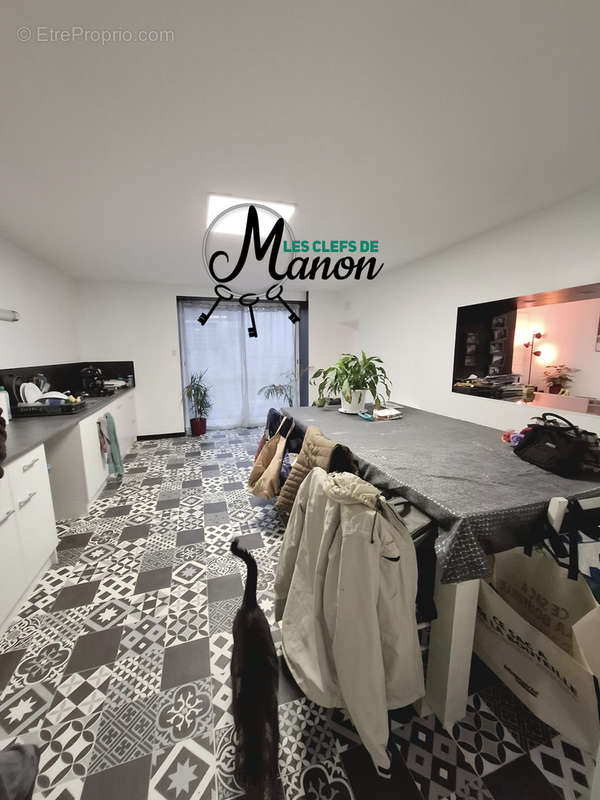 Appartement à BESSINES-SUR-GARTEMPE