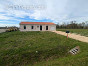 Maison à SAINTE-LHEURINE