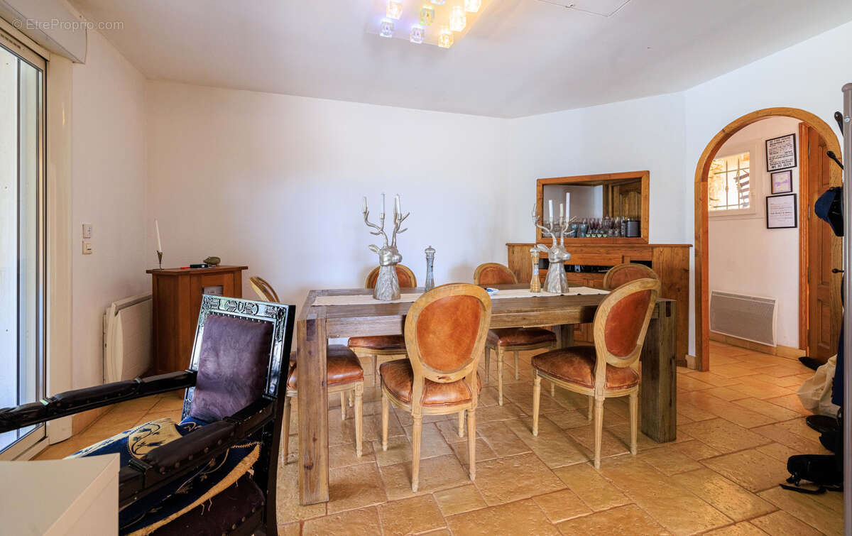 Maison à SAINT-VALLIER-DE-THIEY