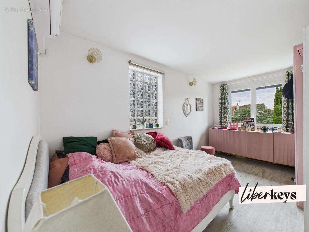 Maison à VILLEMOMBLE