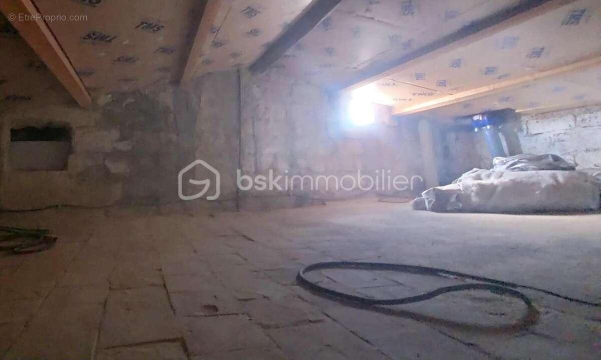Maison avec grand garage - photo 7