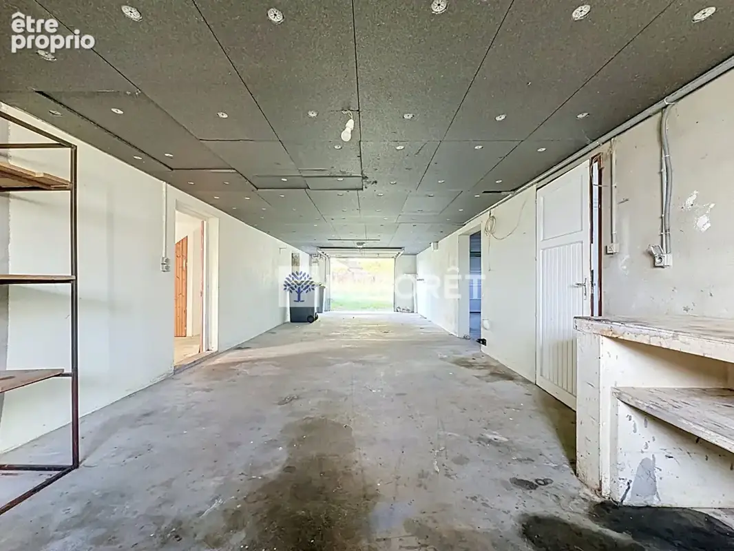 Maison avec beau potentiel, 4 chambres et double garage - La Peyratte - photo 18