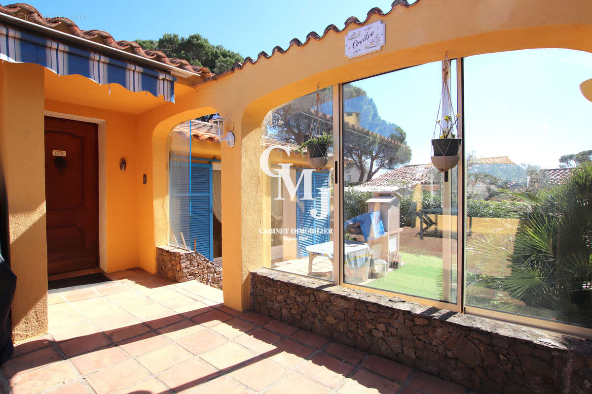 Maison à FREJUS