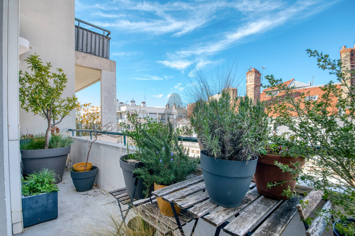 Appartement à LYON-6E