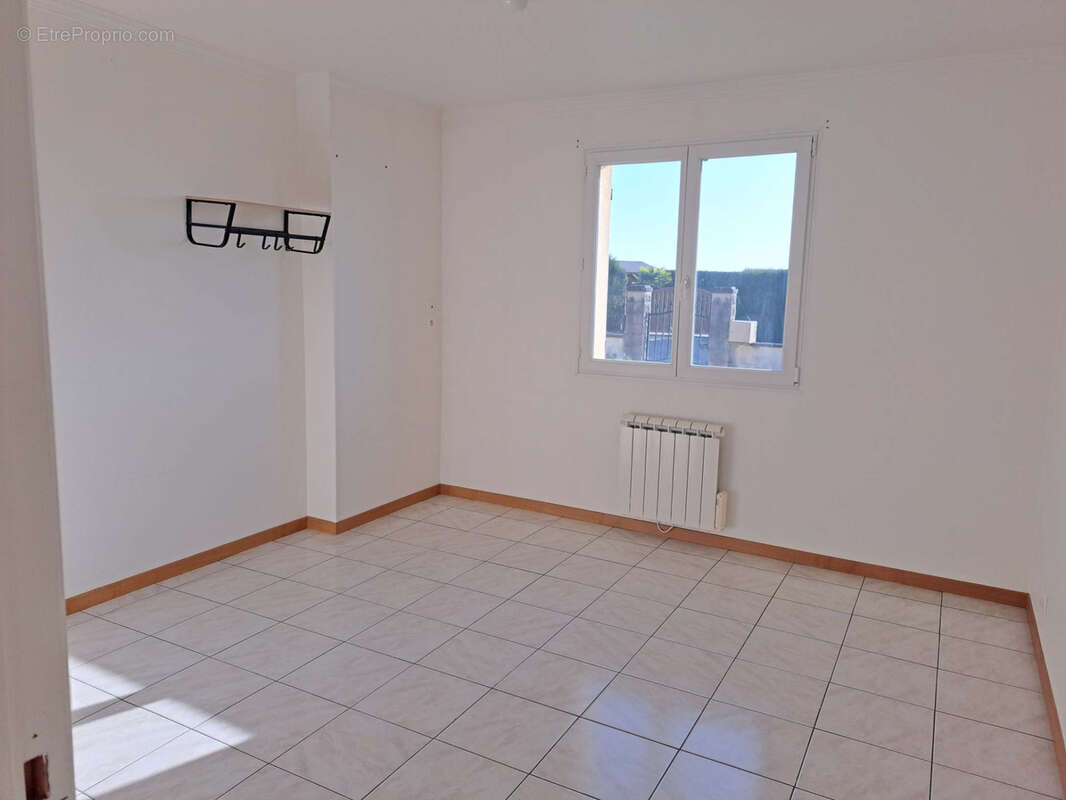 Maison à BESSE-SUR-BRAYE