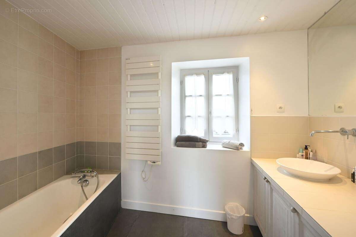 Maison à LE BOIS-PLAGE-EN-RE