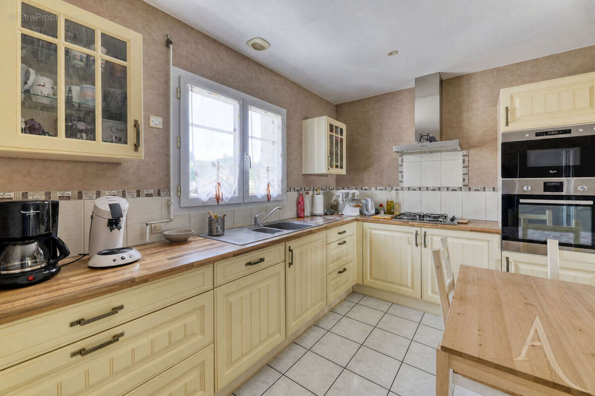 Maison Montaigu - photo 4