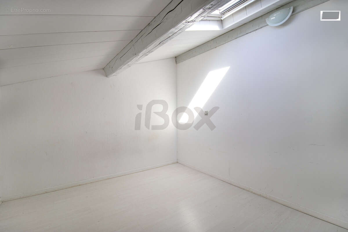 Appartement à SIX-FOURS-LES-PLAGES