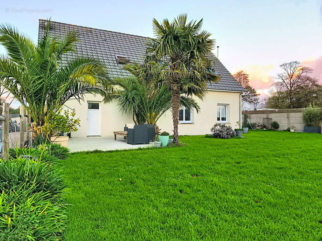 Maison à SAINT-CHRISTOPHE-DU-FOC