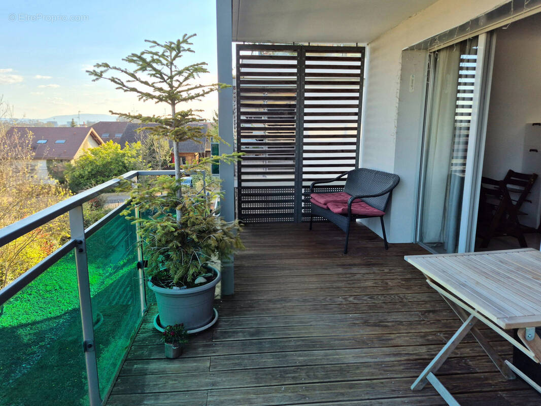 Appartement à PREVESSIN-MOENS