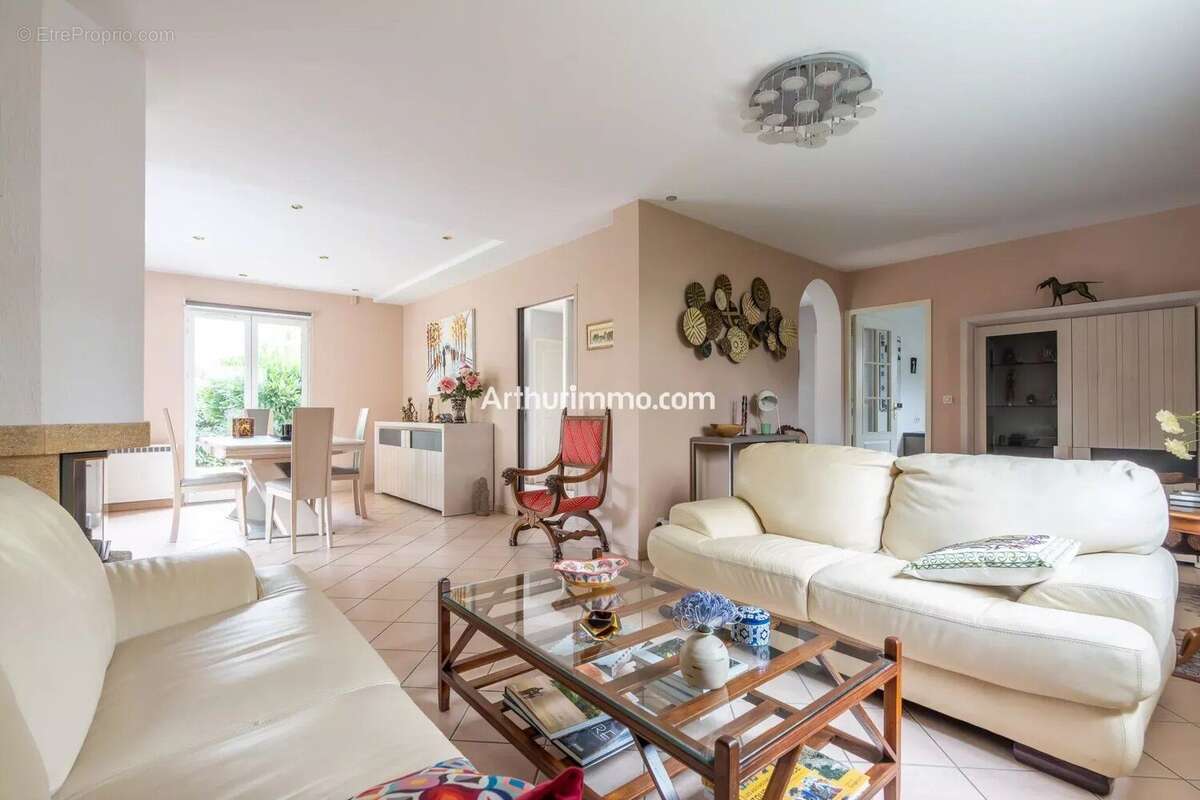 Maison à SUCY-EN-BRIE