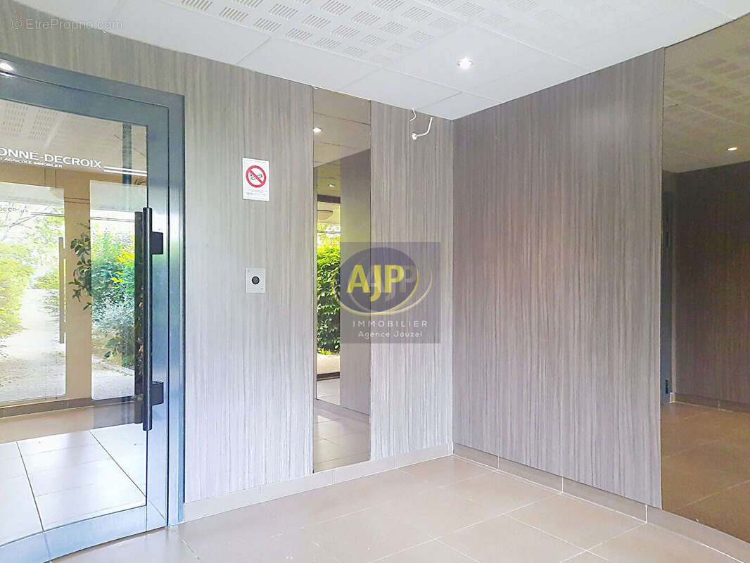 Appartement à SAINT-SEBASTIEN-SUR-LOIRE