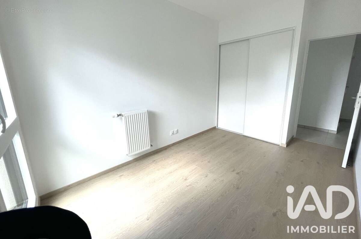 Appartement 70 m² à Francheville  - photo 7