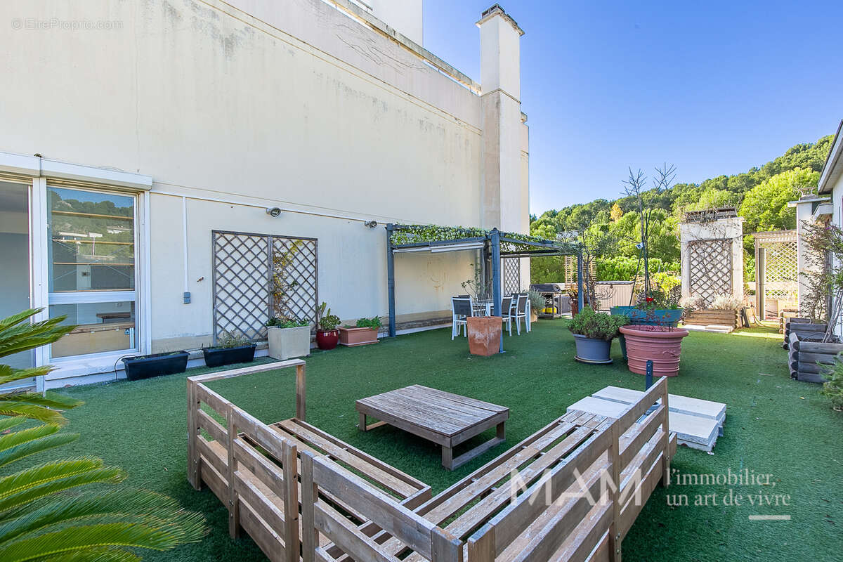 Appartement à MARSEILLE-8E