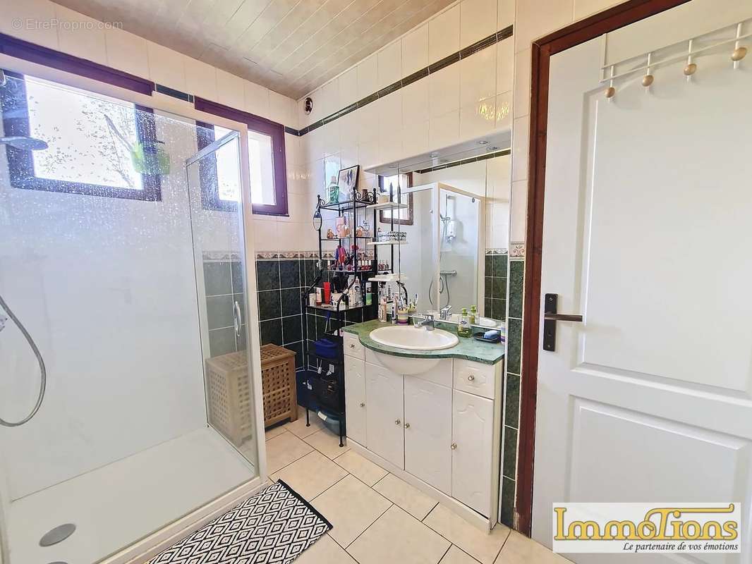 Maison à SAINT-SAUVEUR