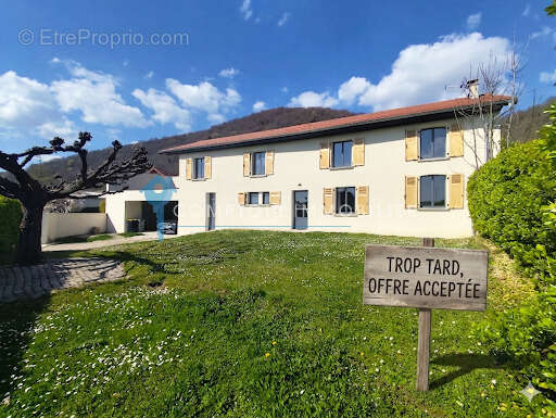 Maison à APPRIEU